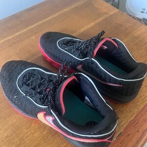 LeBron Pink Diamond Collection Basketball Shoes